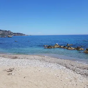 Via Lombardo , Giardini Naxos Italia